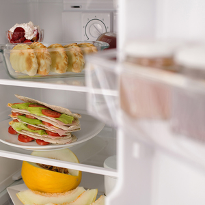 Heladera con freezer no frost 315L Acero Inoxidable Patrick - HPK315NFI