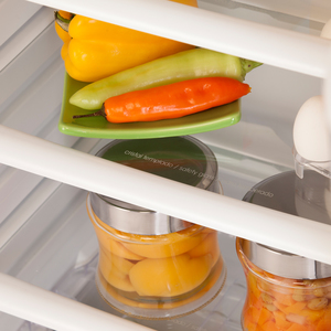 Patrick_Heladera_con_freezer_nofrost_295L_Metalica_HPK350NFMD01_Estantes_de_vidrio_con_bordes_antiderrames..jpg