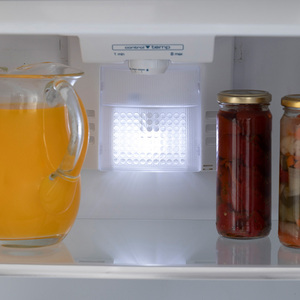 Heladera con freezer no frost 285 L Inoxidable Patrick - HPK350M00L